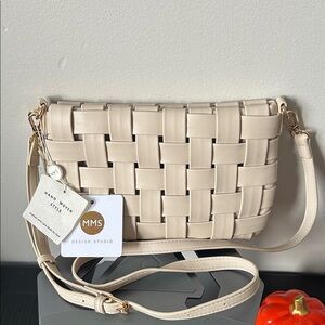 🤍 MMS Design Studio Hand-Woven Crossbody